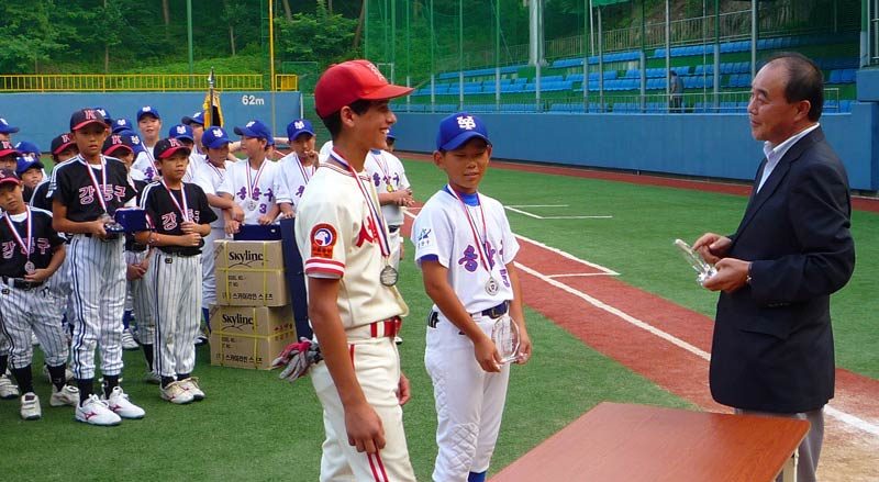 ...Austin is being awarded the “Strength of Character Honor”...loosely translated. He deserves it. Not because he is one of two Americans amongst 50+ Korean teams, but because he has shown true strength of character in a difficult and challenging situation. He is beaming and some of the day’s sting subsides for him.